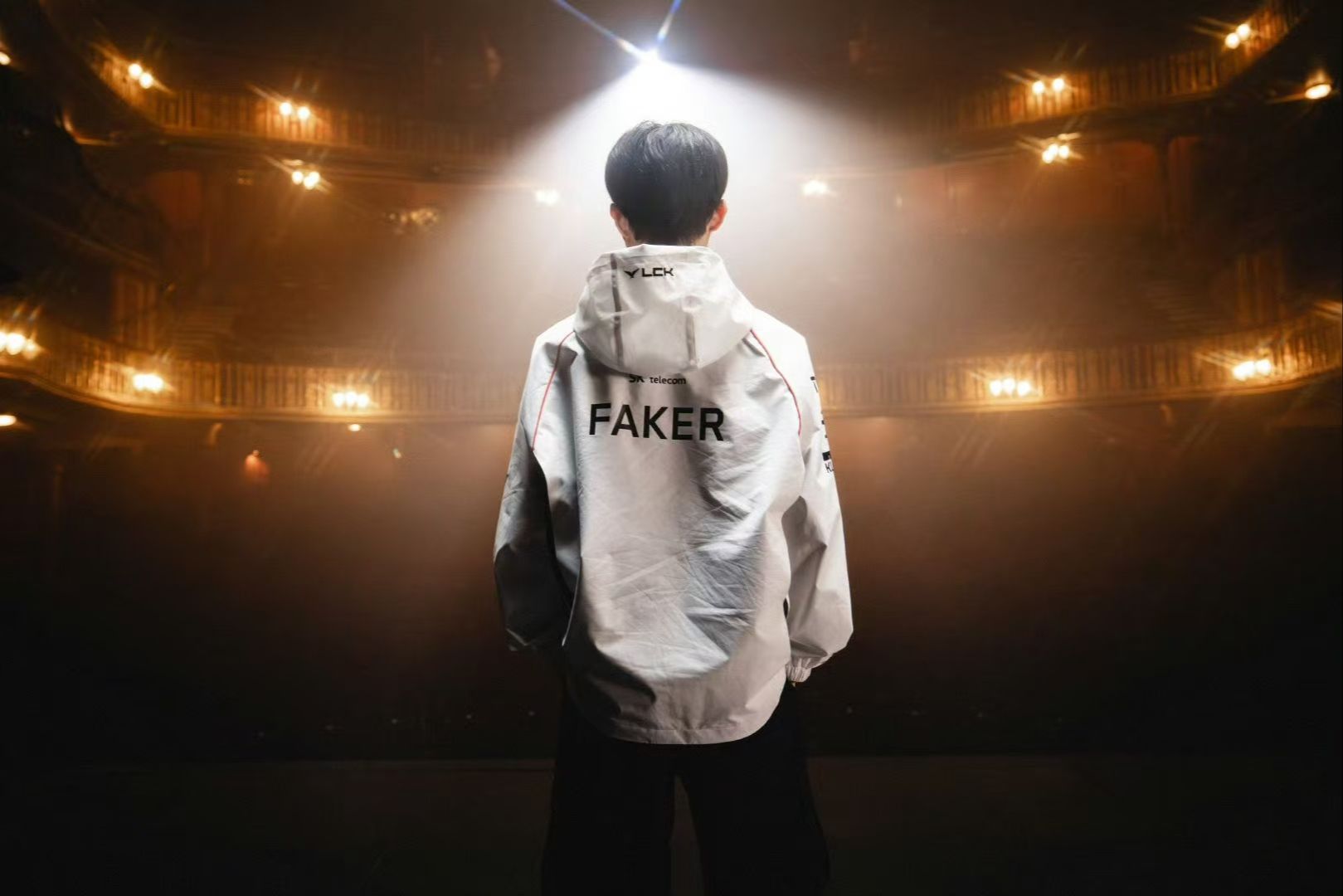 LCK选手合同：HLE五名选手11月份左右将全部成为自由人